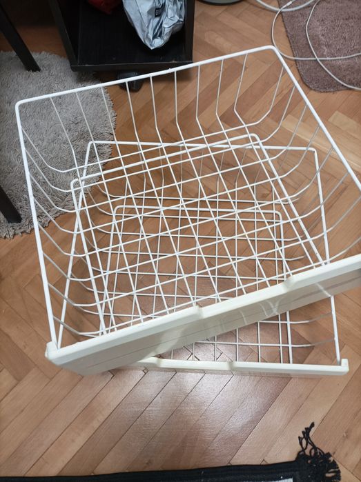 Rafturi pentru congelator