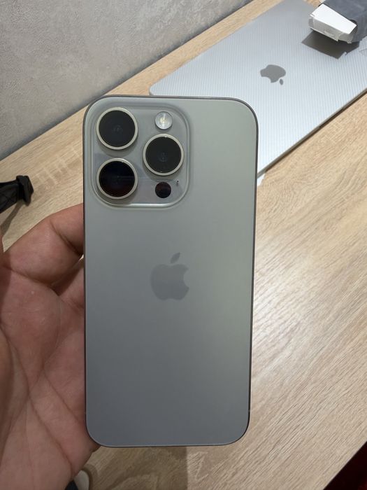 I phone 15 pro 256 Srochna