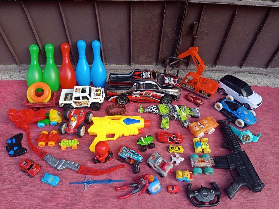 Продам . Для детей . Игрушки .