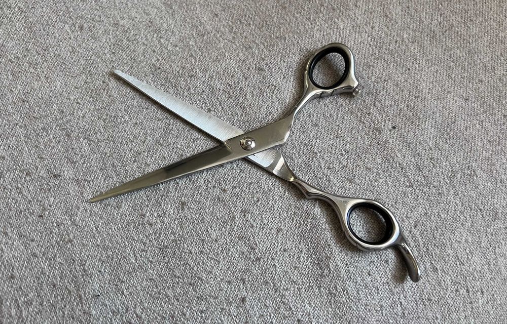 Foarfecă profesională frizerie/coafor, inox, design ergonomic