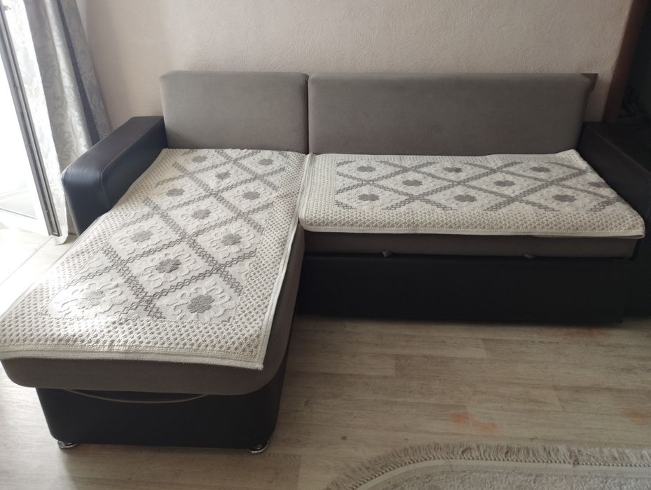 Продается большой раскладной диван.