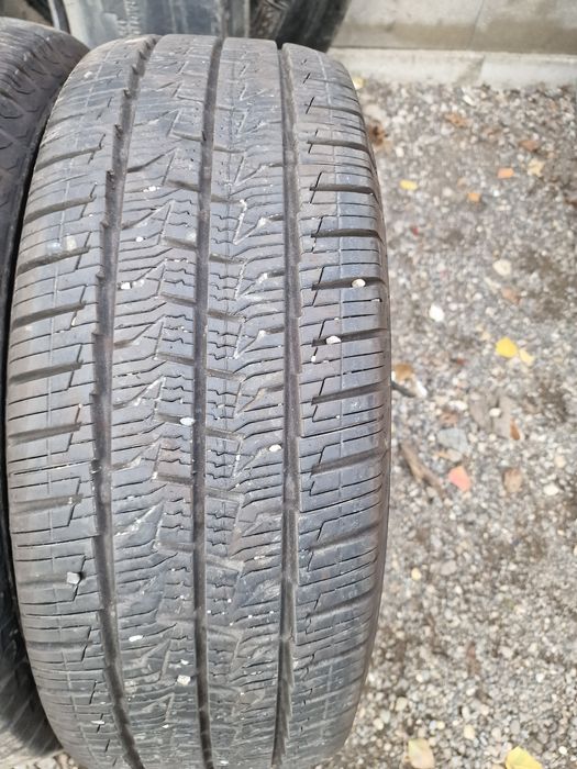 Anvelope 215/65R16C marca Continental, 9 mm,DOT 2023,M+S