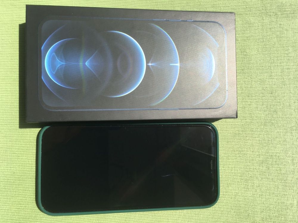 Продам iPhone 12 Pro Max 128 GB