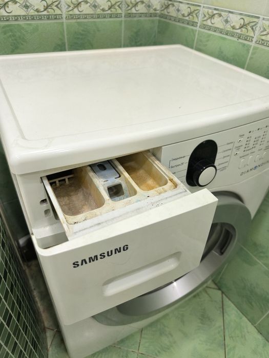Продаю стиральную машинку Samsung