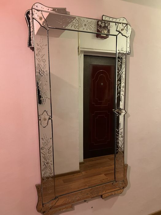 Oglinda venetiana de cristal