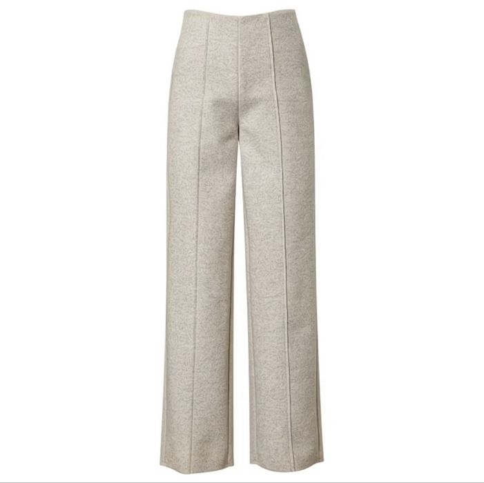 Продам одежду на сезон