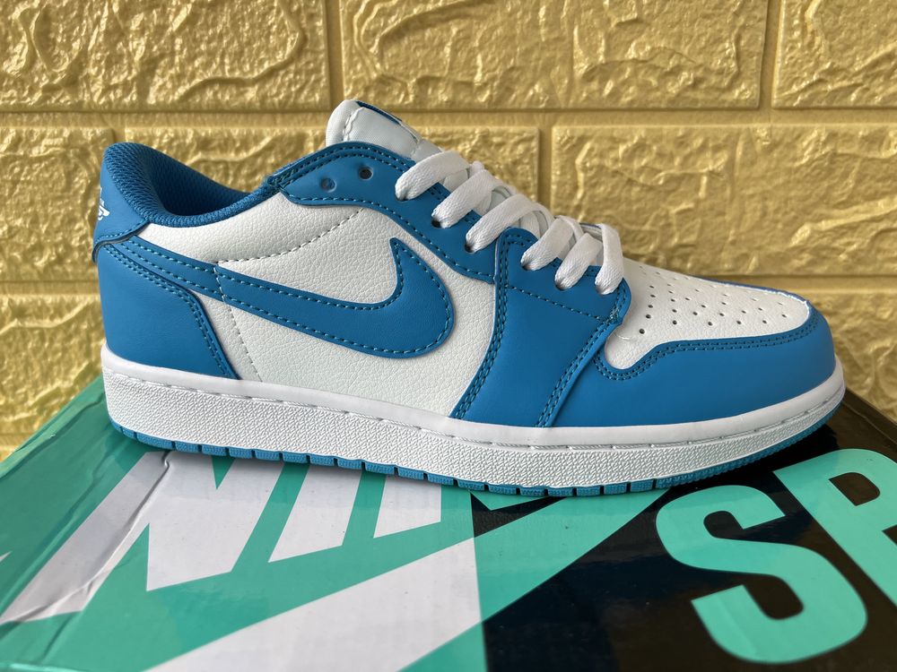 Jordan low UNC 40 41