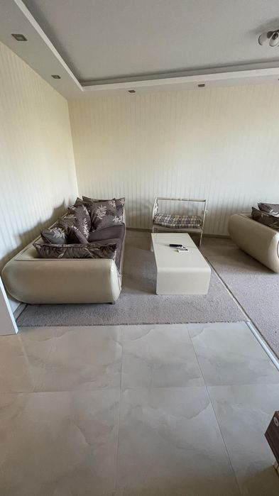 Дава се под наем Двустаен апартамент в Варна, Бриз - 65 кв.м за 700 € - Снимка #4