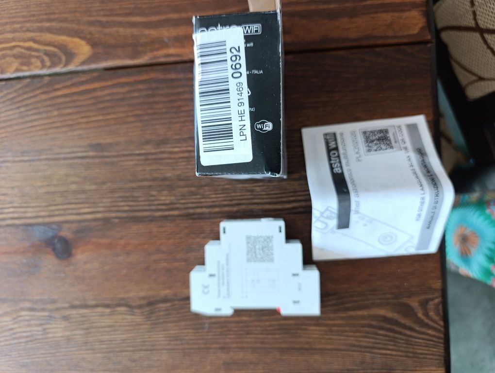 Plikc Astro WiFi многофункционален астрономически Wi-Fi прекъсвач.