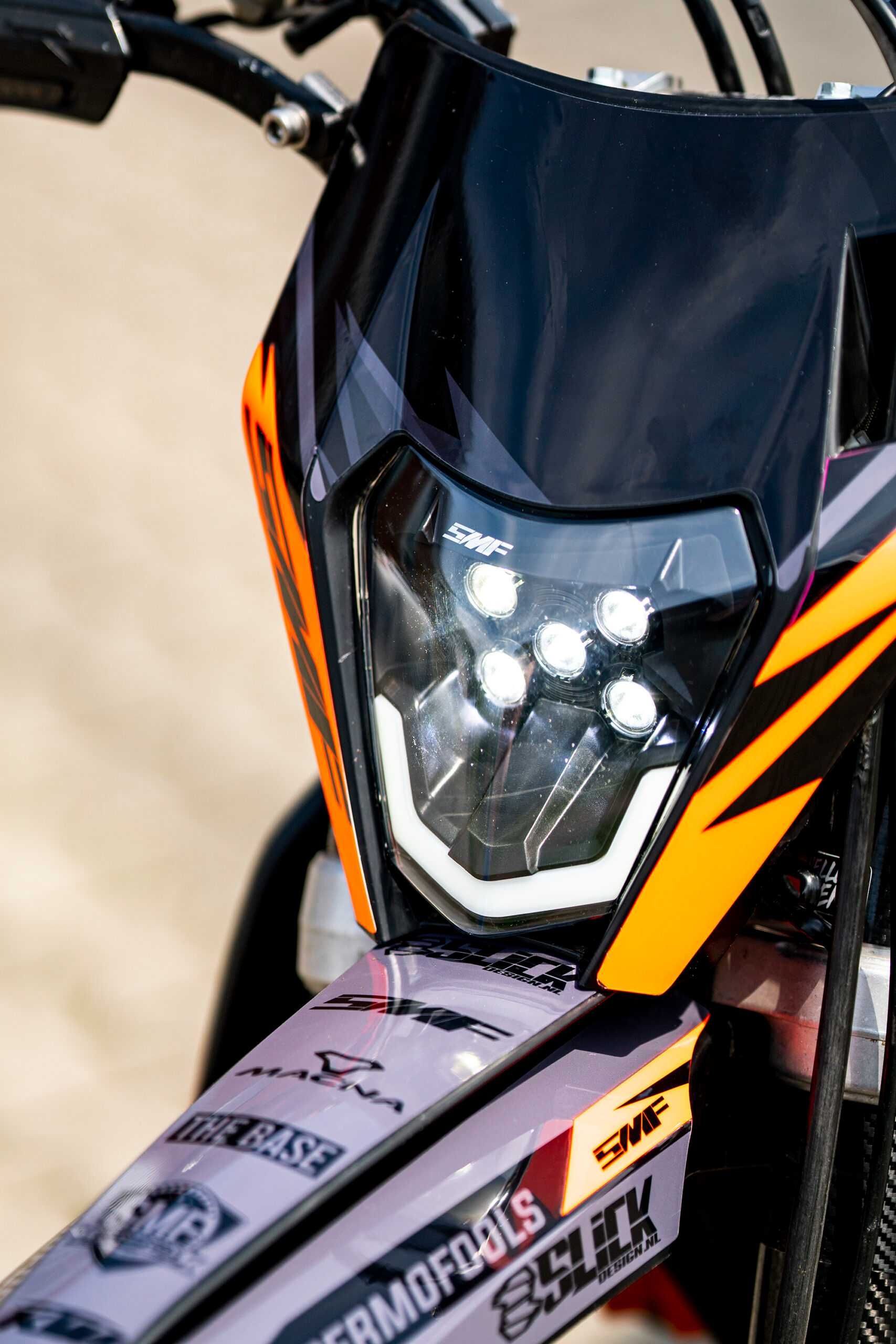 Far Enduro + Masca Pentru Orice Model Moto -Orice an- LED sau Halogen
