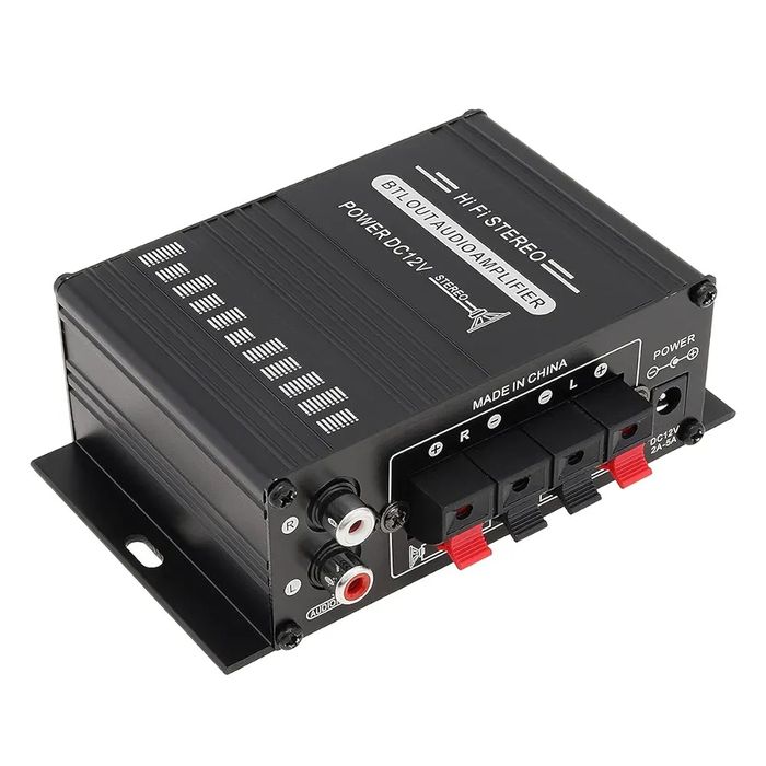 Amplificator audio karaoke doua canale clasa D