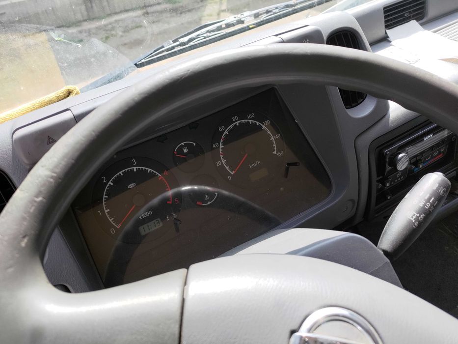 Se vinde camion de 3,5T marca Nissan capstar. 3.litri turbo diesel.
