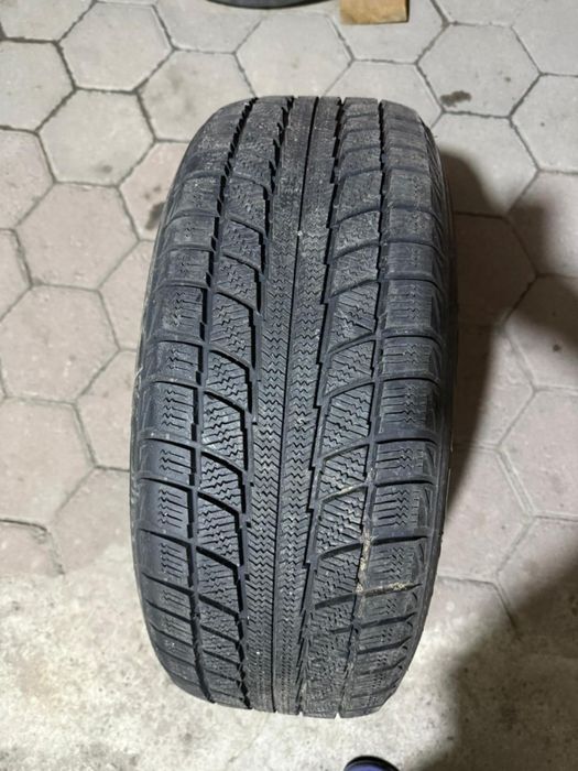 Одиночка 215/60/16 зимний резина