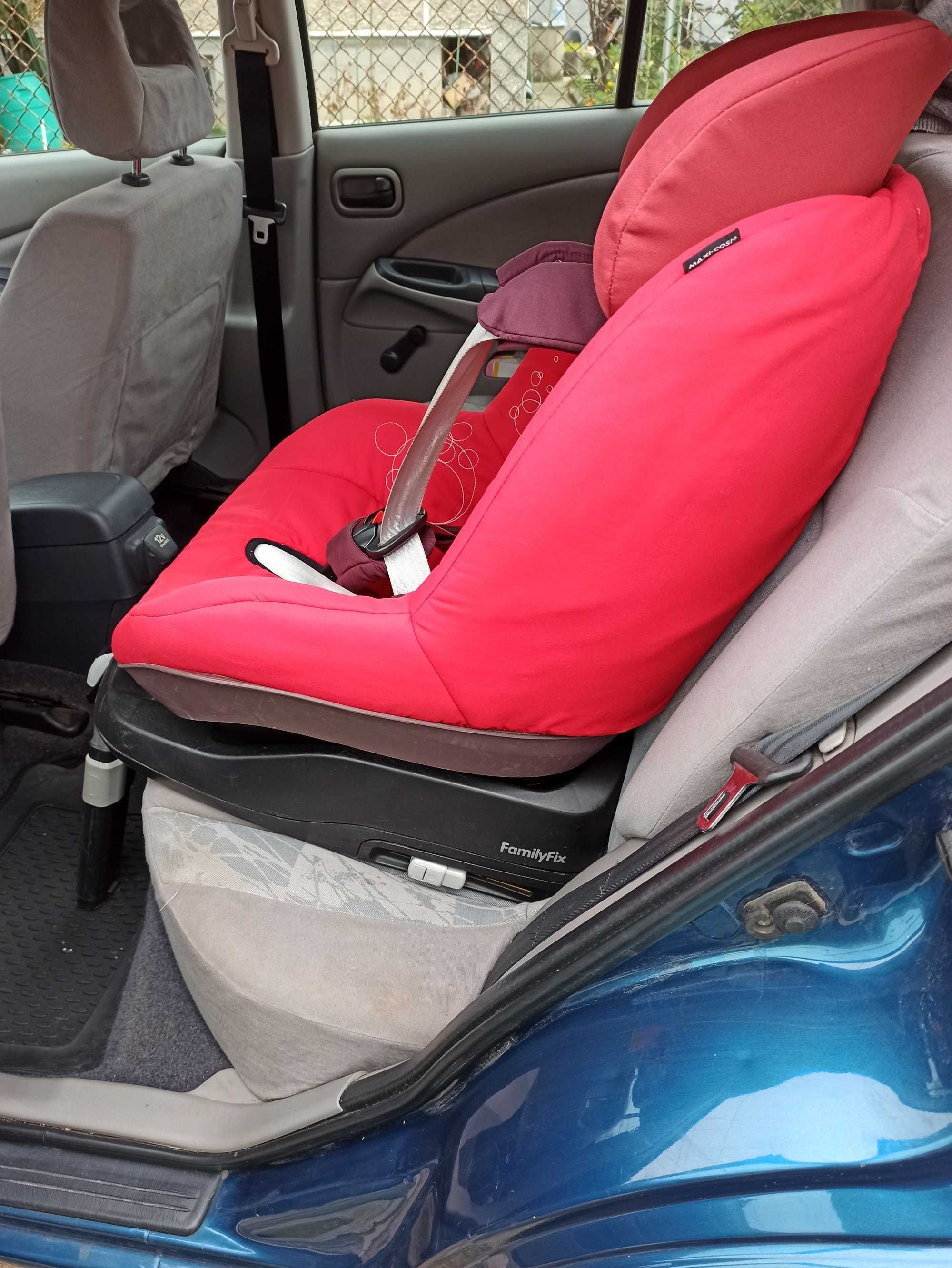 FamilyFix + Maxi-cosi Pearl family fix isofix база maxi cosi