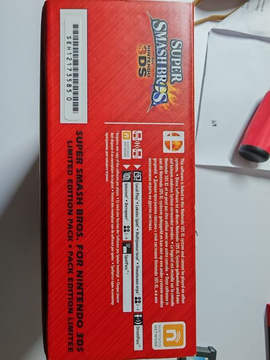 Nintendo 3ds Xl ediția Mario Smash Bros la cutie