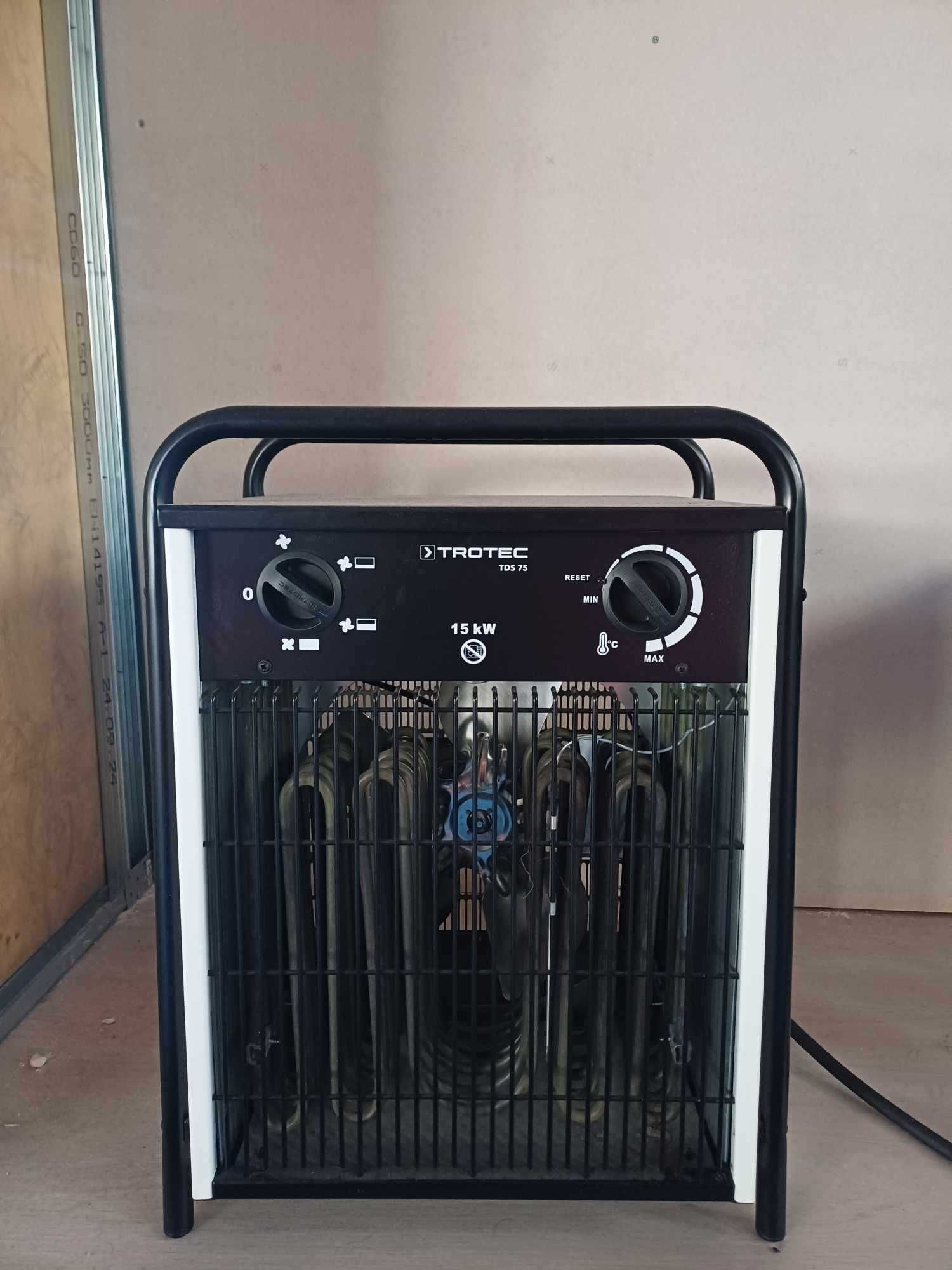 2 броя с кабели (5/6м) - Трифазен Калорифер TROTEC TDS 75, 15 kW