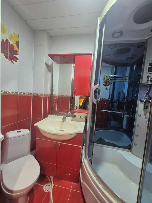 Дава се под наем Тристаен апартамент в Търговище, Запад 2 - 75 кв.м за 229.5 € - Снимка #8