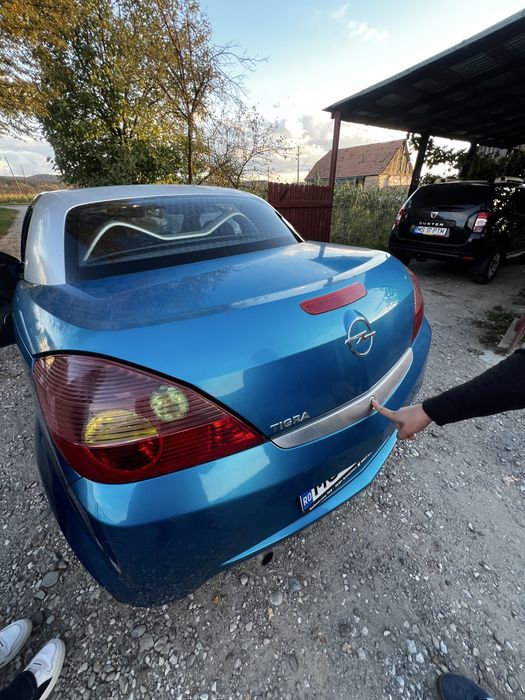 Vand opel tigra 1.4