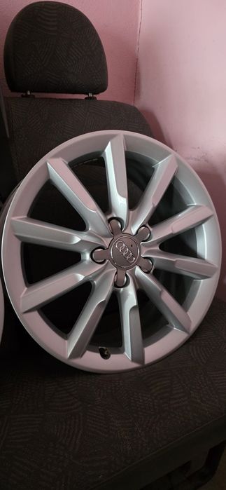 Jante originale Audi R17  aproape noi
