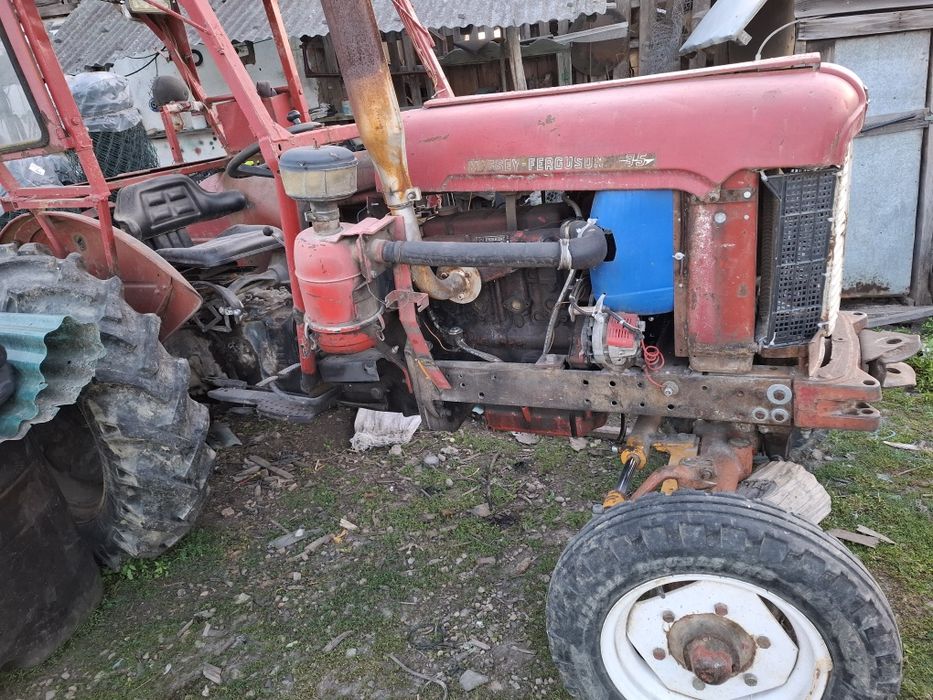 Tractor Masey-Ferguson 55-81