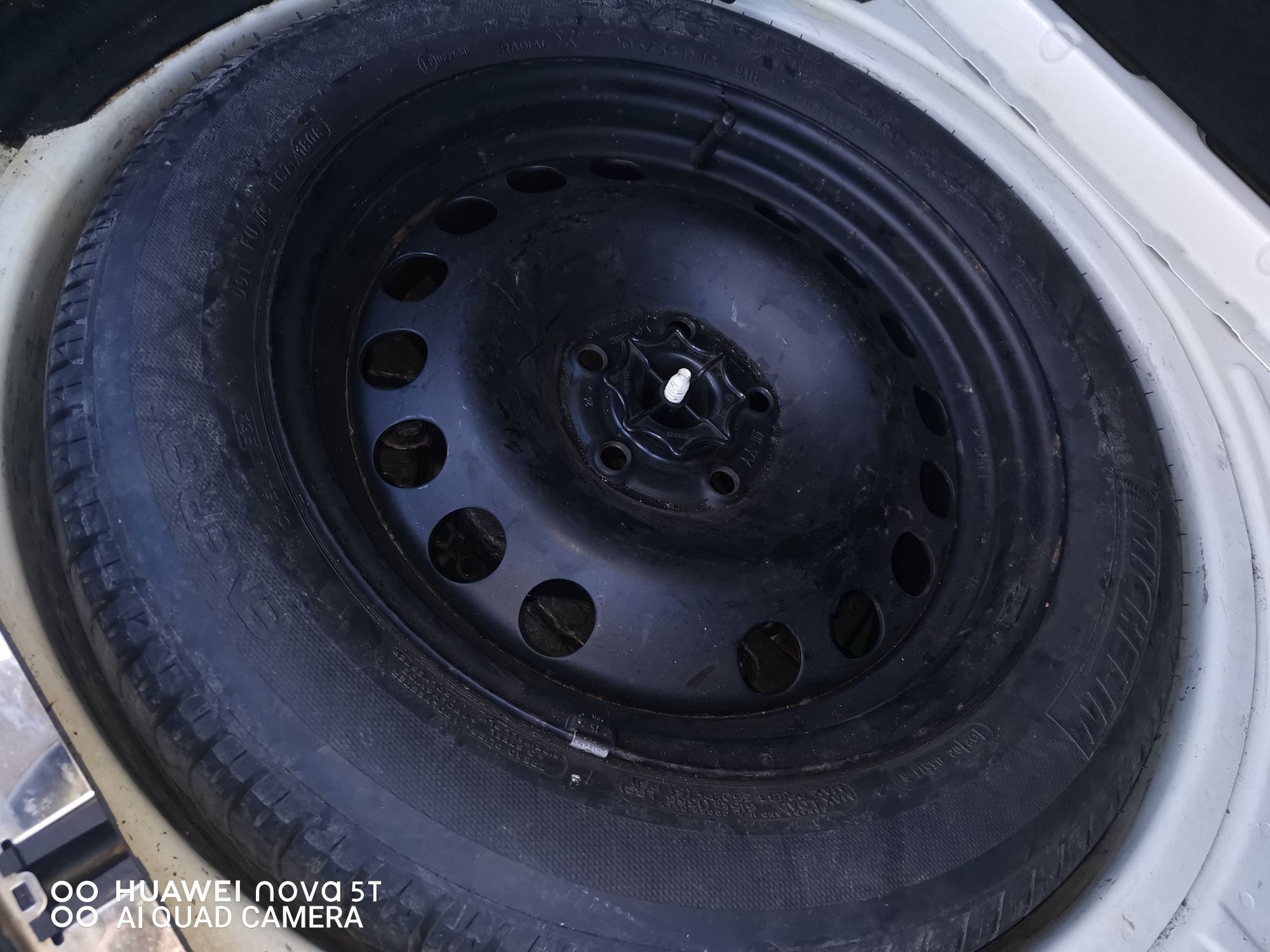 Резервна гума  за Опел 5х110r16