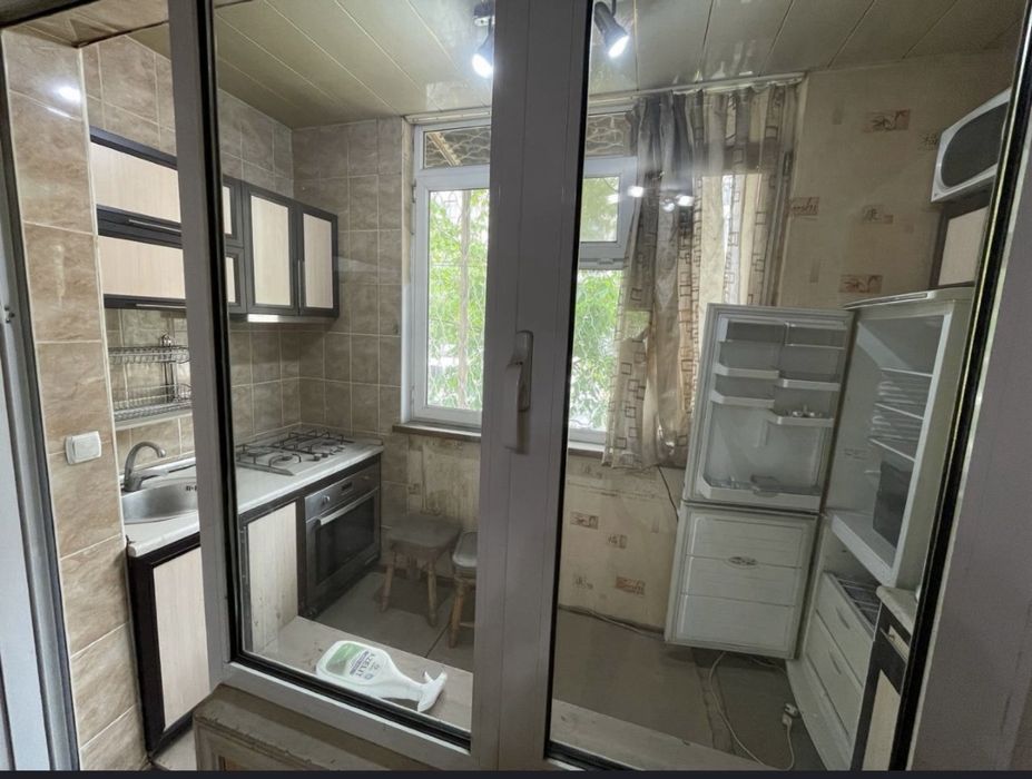 Чиланзар 20 квартал, Продается квартира 2в3/1/4 с подвалом