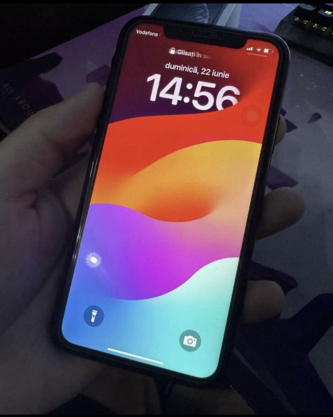 Vind iPhone xr viata la baterie 100%