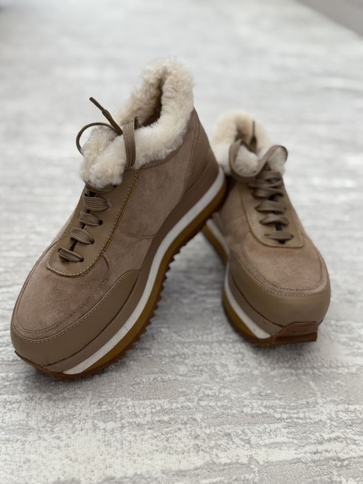 Продам обувь женскую зима