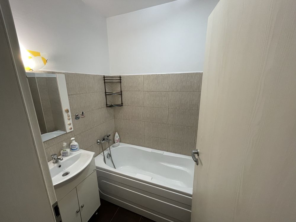 Apartament de vanzare , Drumul Cretestilor , centrala proprie