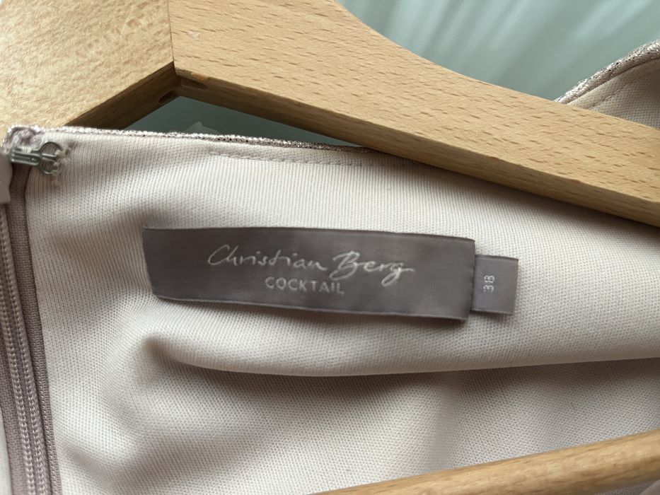 Christian Berg Официална Рокля размер 38