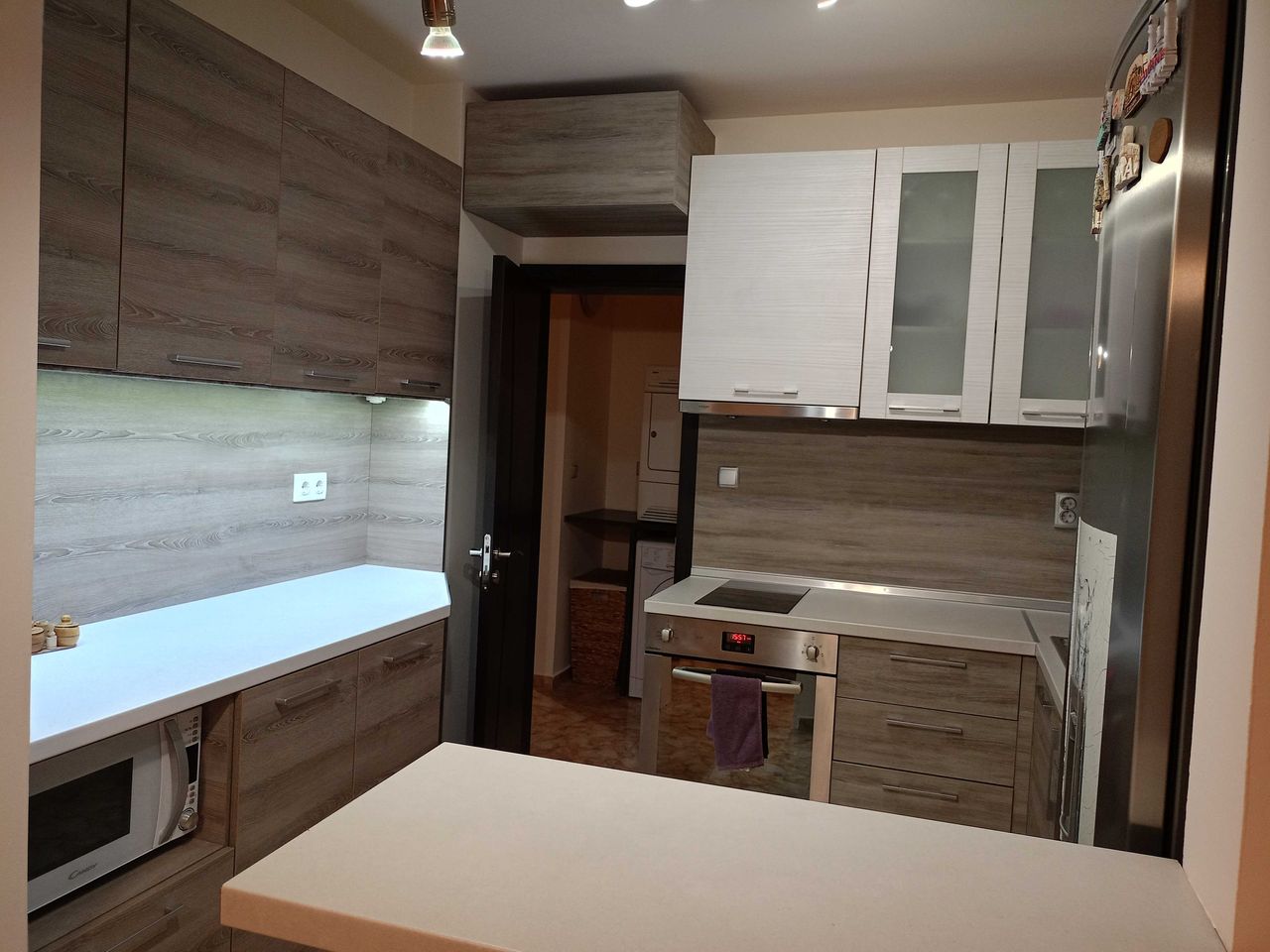 Дава се под наем Тристаен апартамент в София, Гео Милев - 140 кв.м за 875 € - Снимка #8