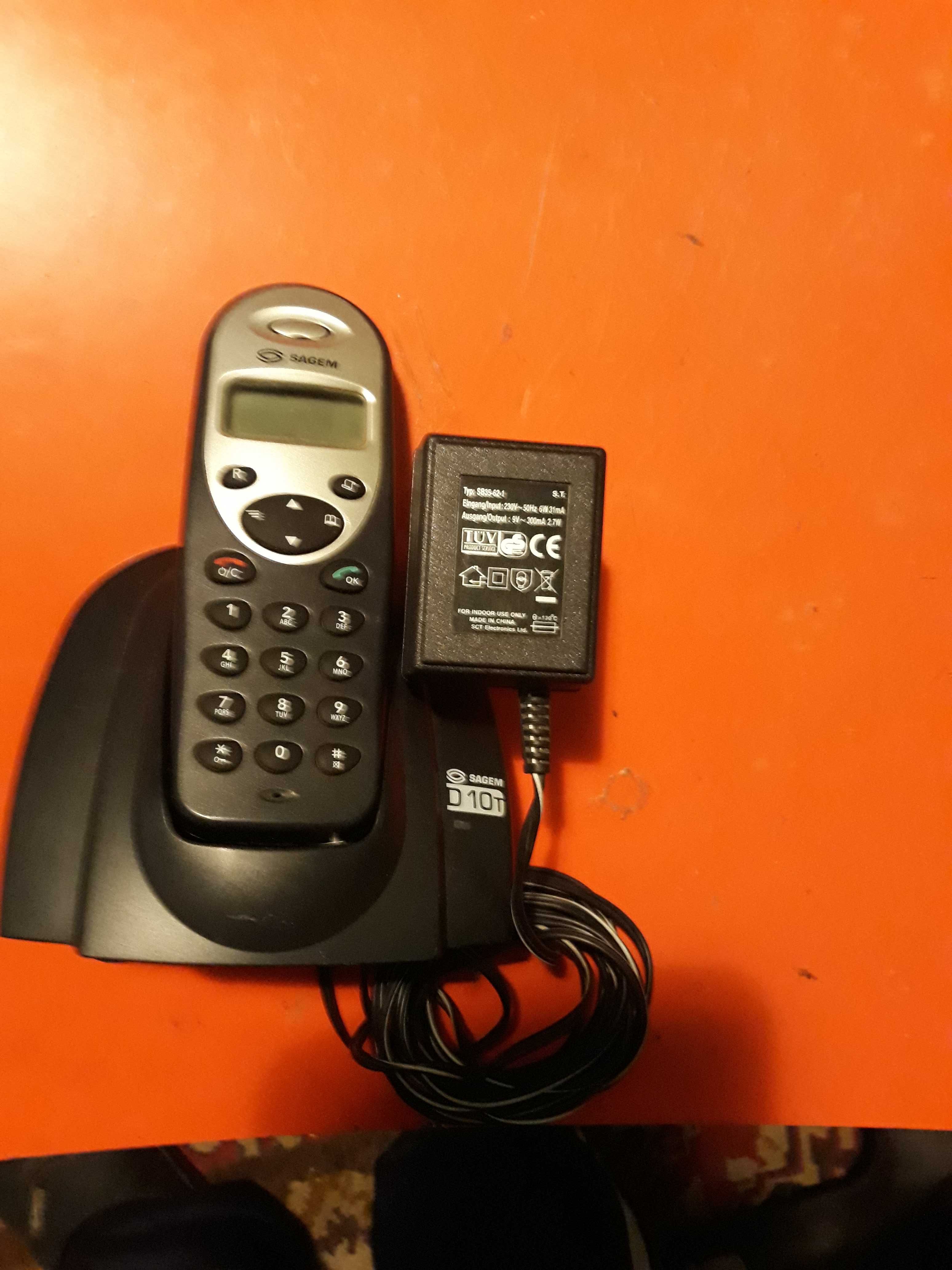 Colectie telefoane fixe si dect.