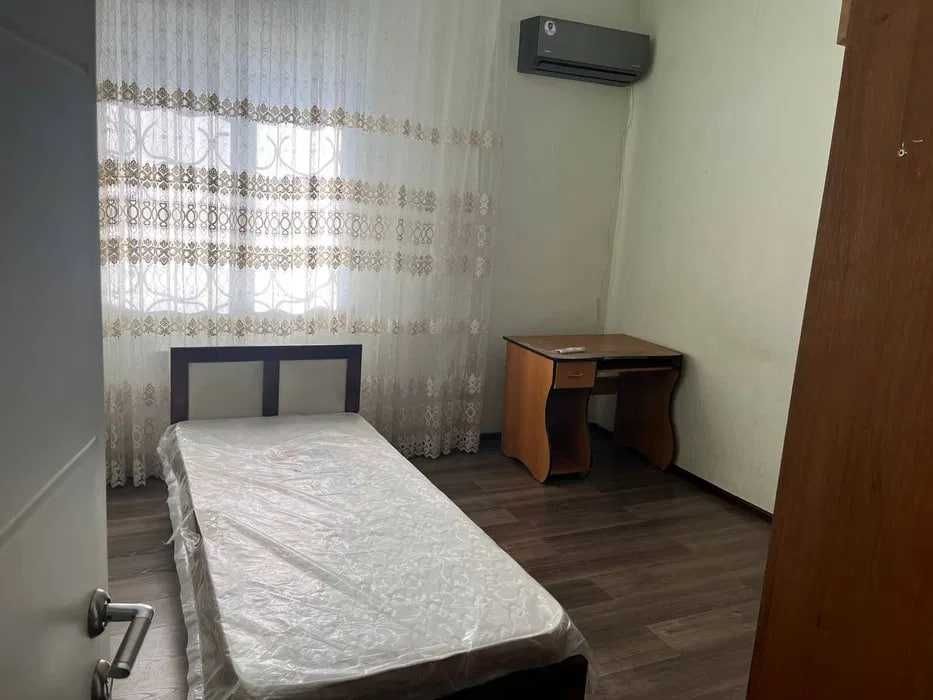 ID 3135 АРЕНДА  ДОМА В Геофизика 7 комнат Имеются все удобства