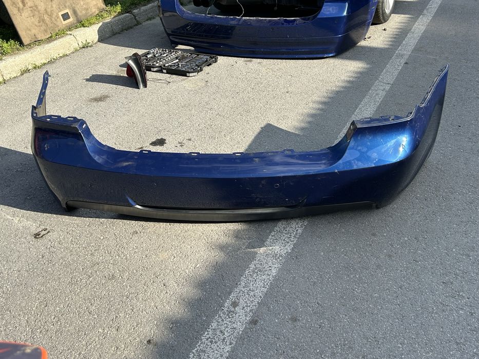 М кова задна броня за bmw e90