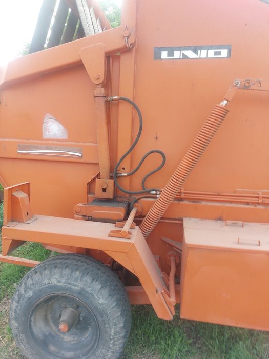 Vind presa de baloti rotunzi