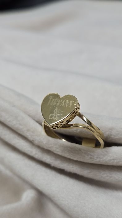 Кольцо золотое ЖанТаС ломбард Астана