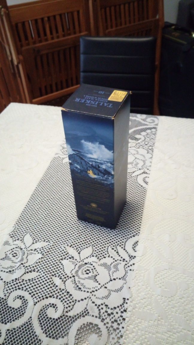 Празна кутия от уиски Talisker!
