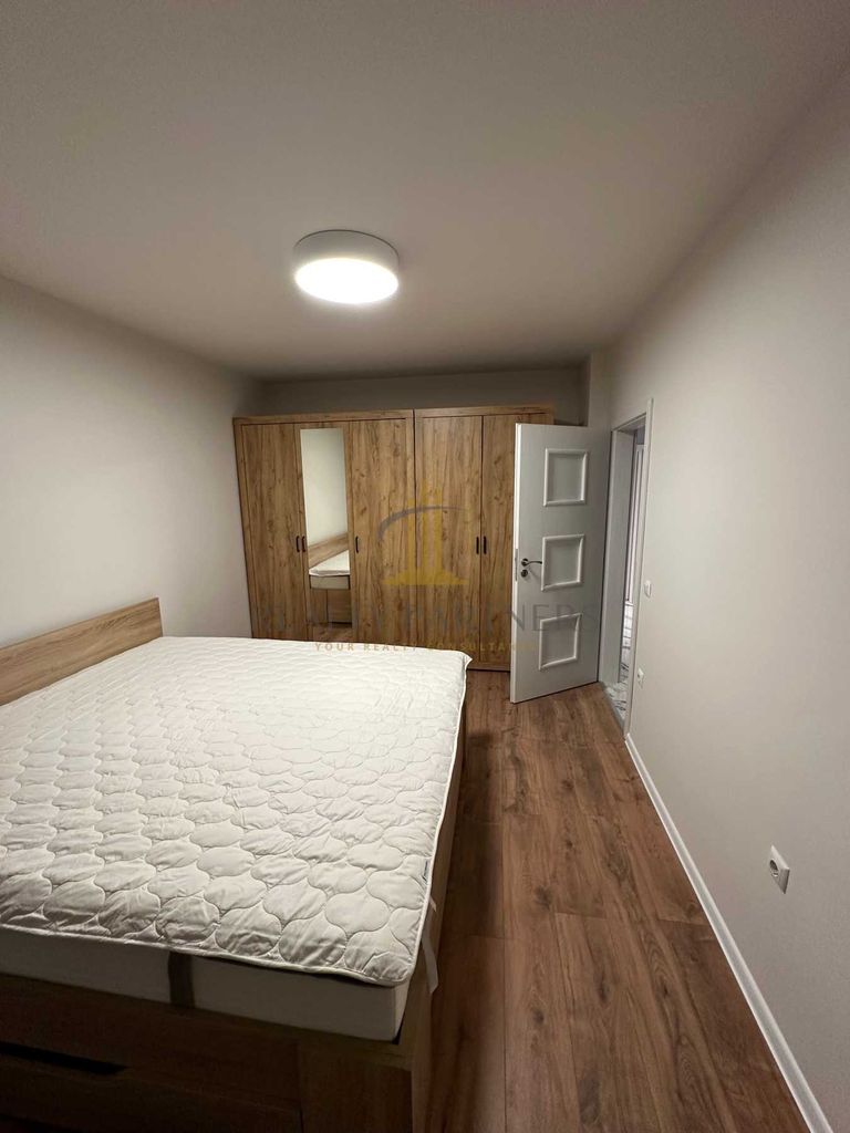 Продава се Тристаен апартамент в Перник, Изток - 104 кв.м за 1650 €/кв.м - Снимка #9
