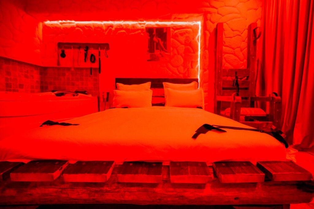 Red room jacuzzi BDSM