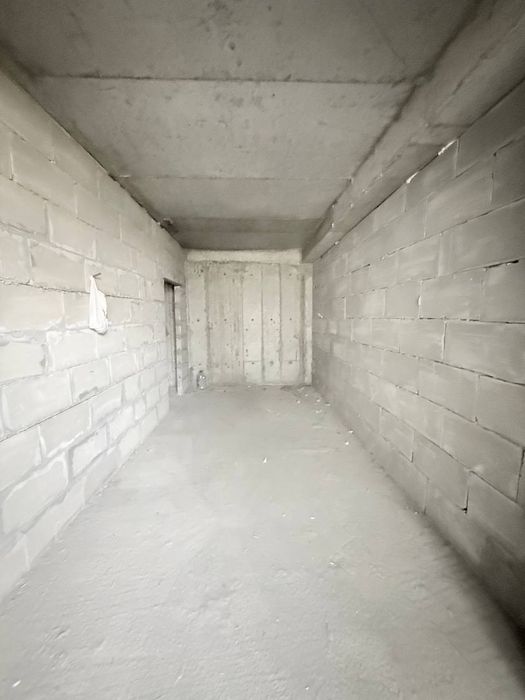 Kvartira продается 3/3/10 на Yakkasaroy city Mall