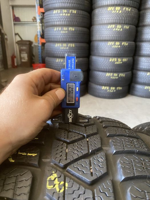 Anvelope iarna 215/55/17 Pirelli Sottozero 3 215 55 17 R17