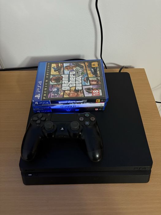 PS4 - playstation 4 slim cu 3 jocuri