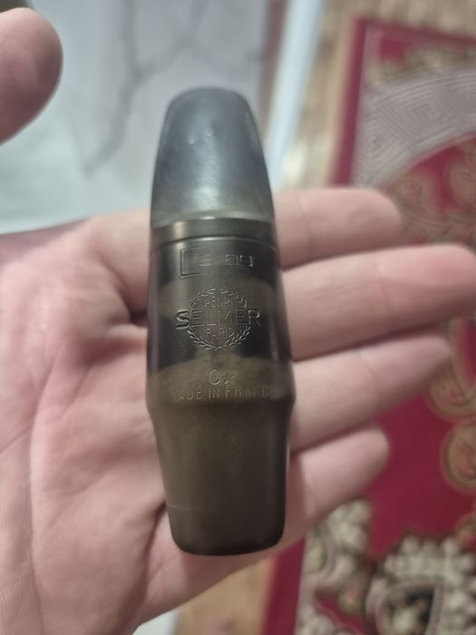 Vând muștiuc selmer c *