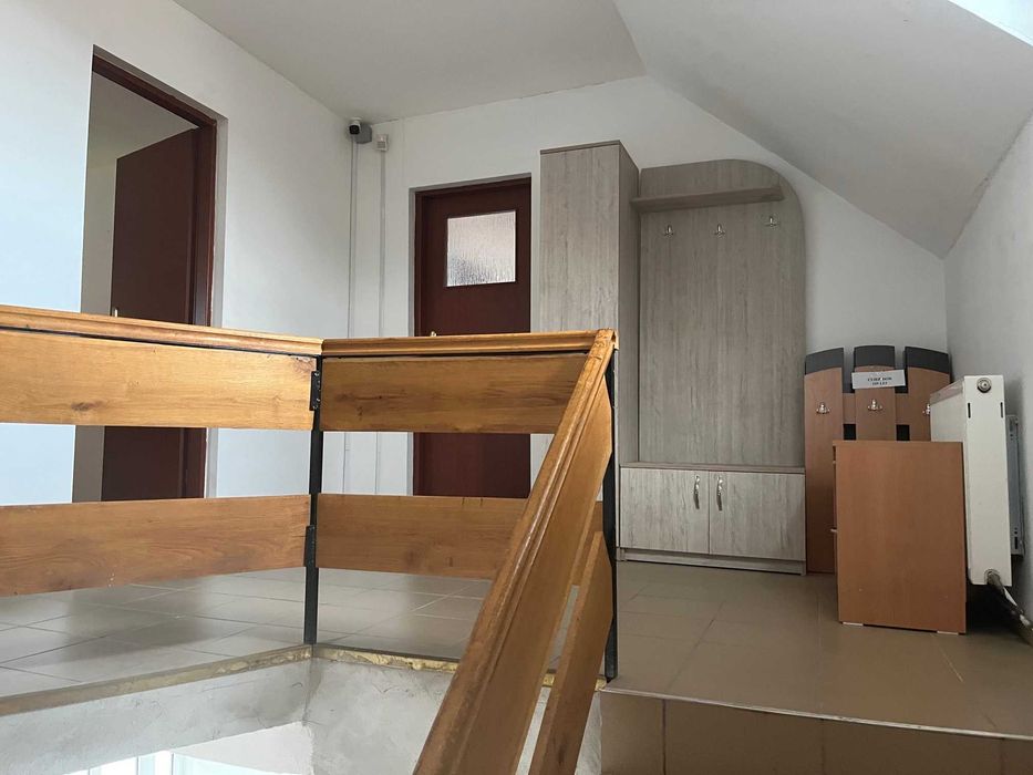 inchiriez spatiu cabinete medicale clinica stomatologica