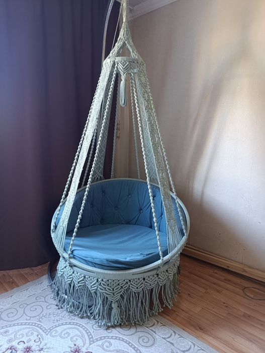 Подвесное кресло-шатер со стойкой