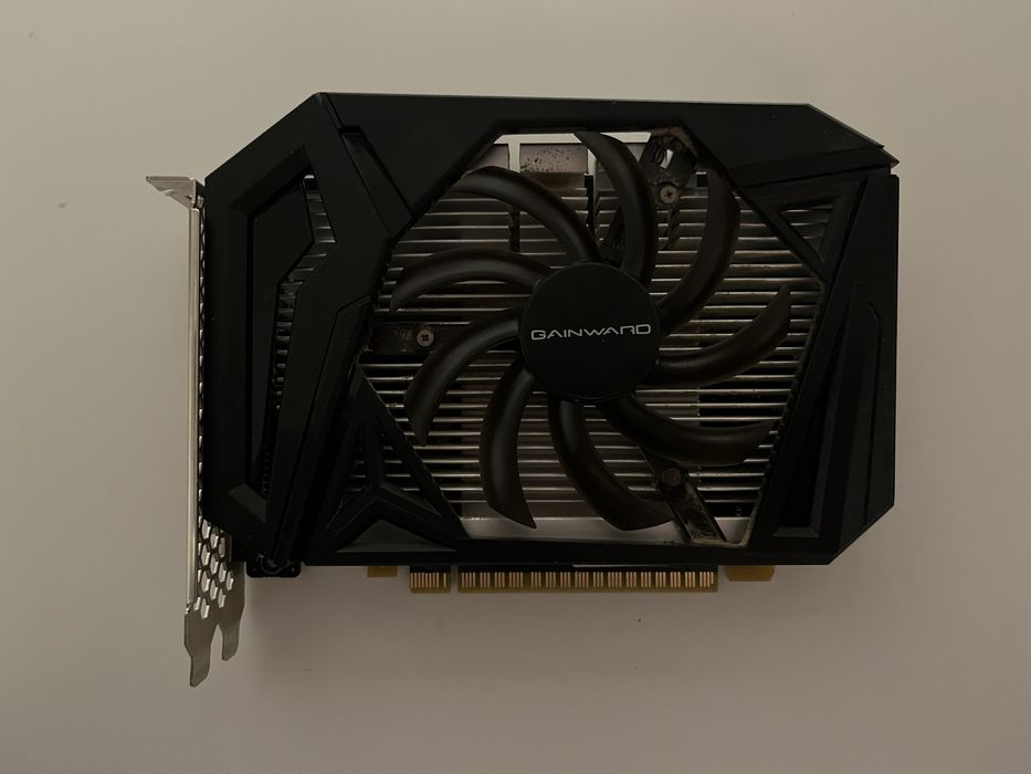 Placa video Gainward Pegasus GTX 1650 4gb GDDR6 Nvidia