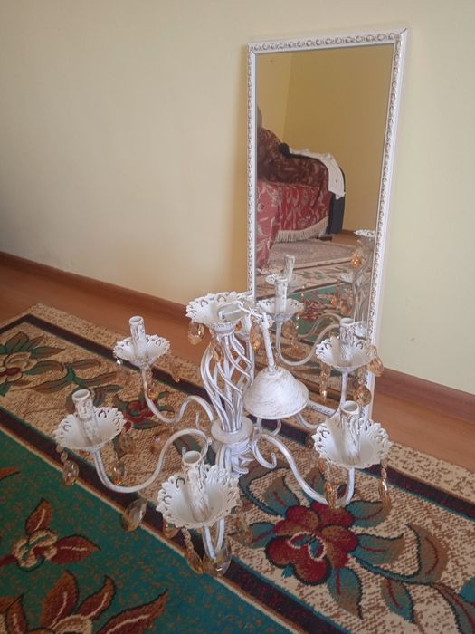 Люстра новая меняю