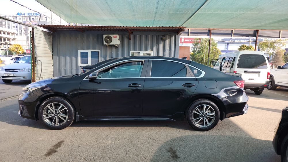 Kia Cerato 2023 yil