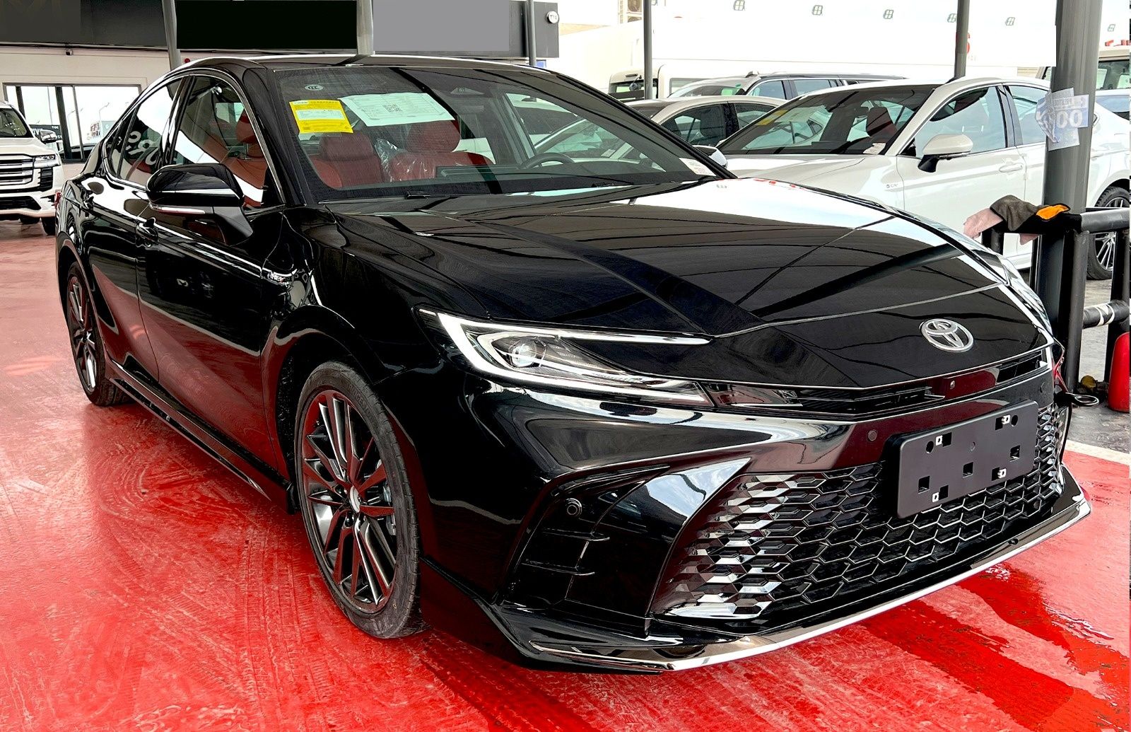 Toyota camry 2.5 hybrid 2025