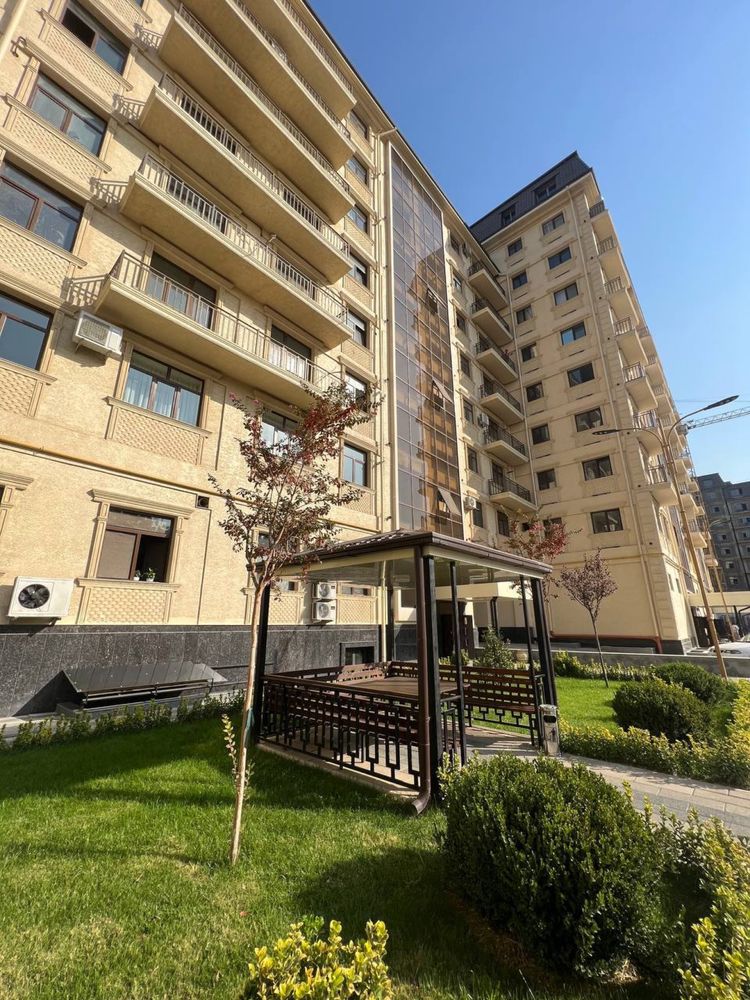 Продаётся 2 комнатная квартира Максим Горький